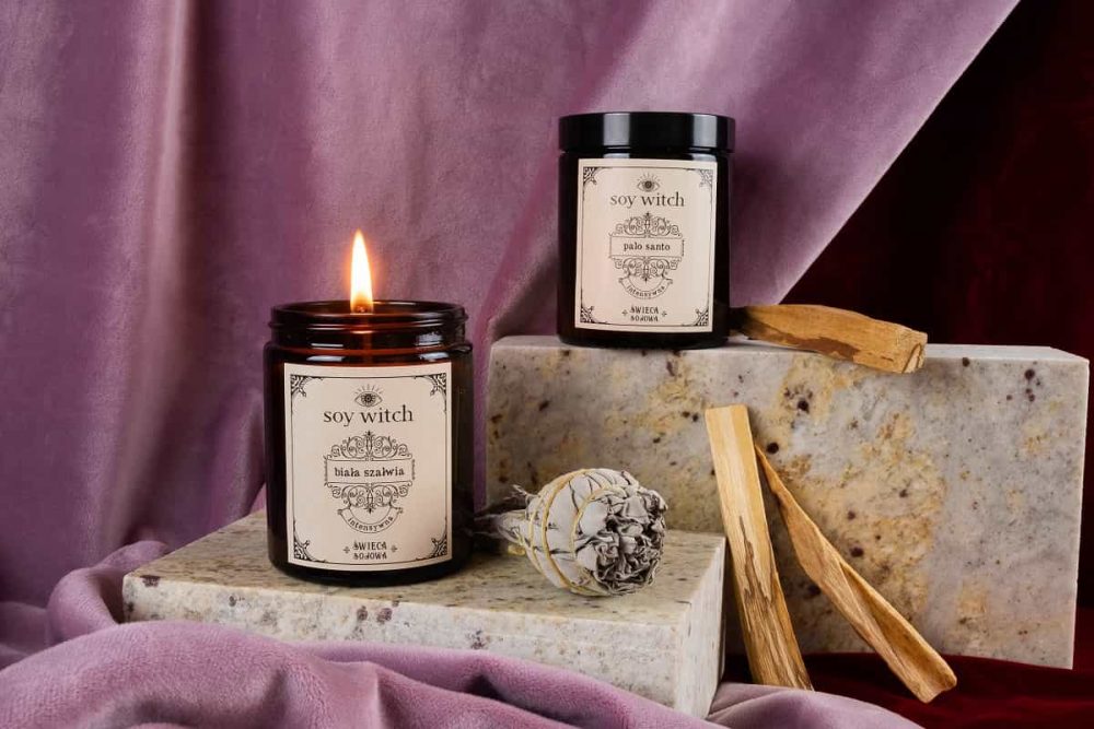 Fragrance oils and essential oils - what are the differences and which one to use. 2 essential oils,