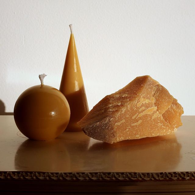 beeswax candles,